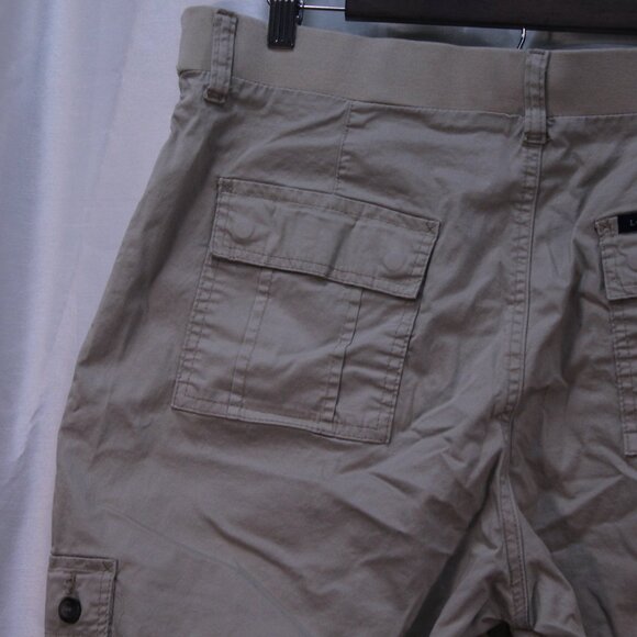 Lee Khaki Cargo Capris - Picture 8 of 15